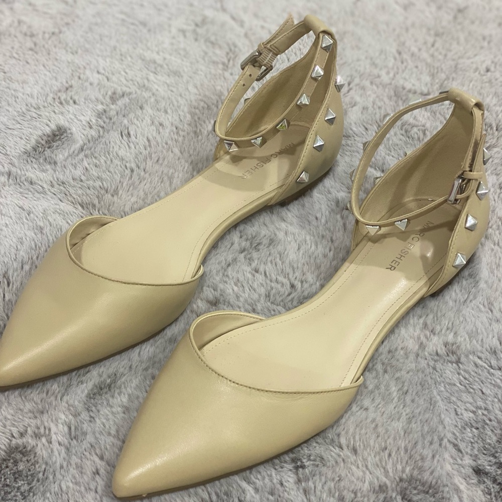 Marc Fisher Flats